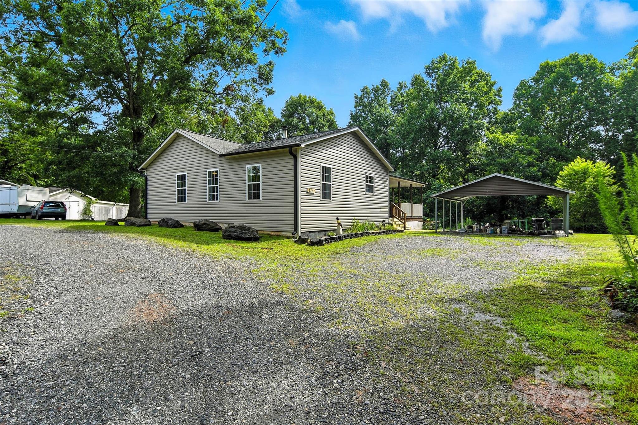 2215 Green Haven Park Road