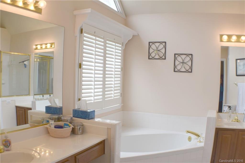 Cedarfield - Residential