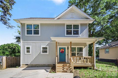Photo of 620 Granite Avenue, Gastonia, NC 28052 (MLS # 4379585)