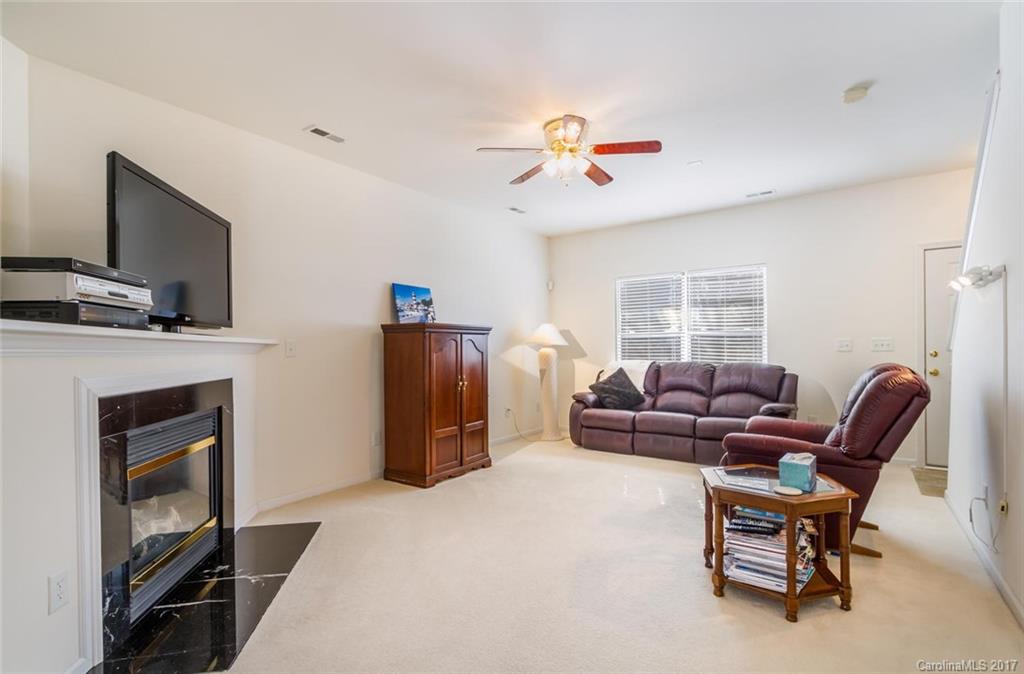 Ashburn Farms - Residential