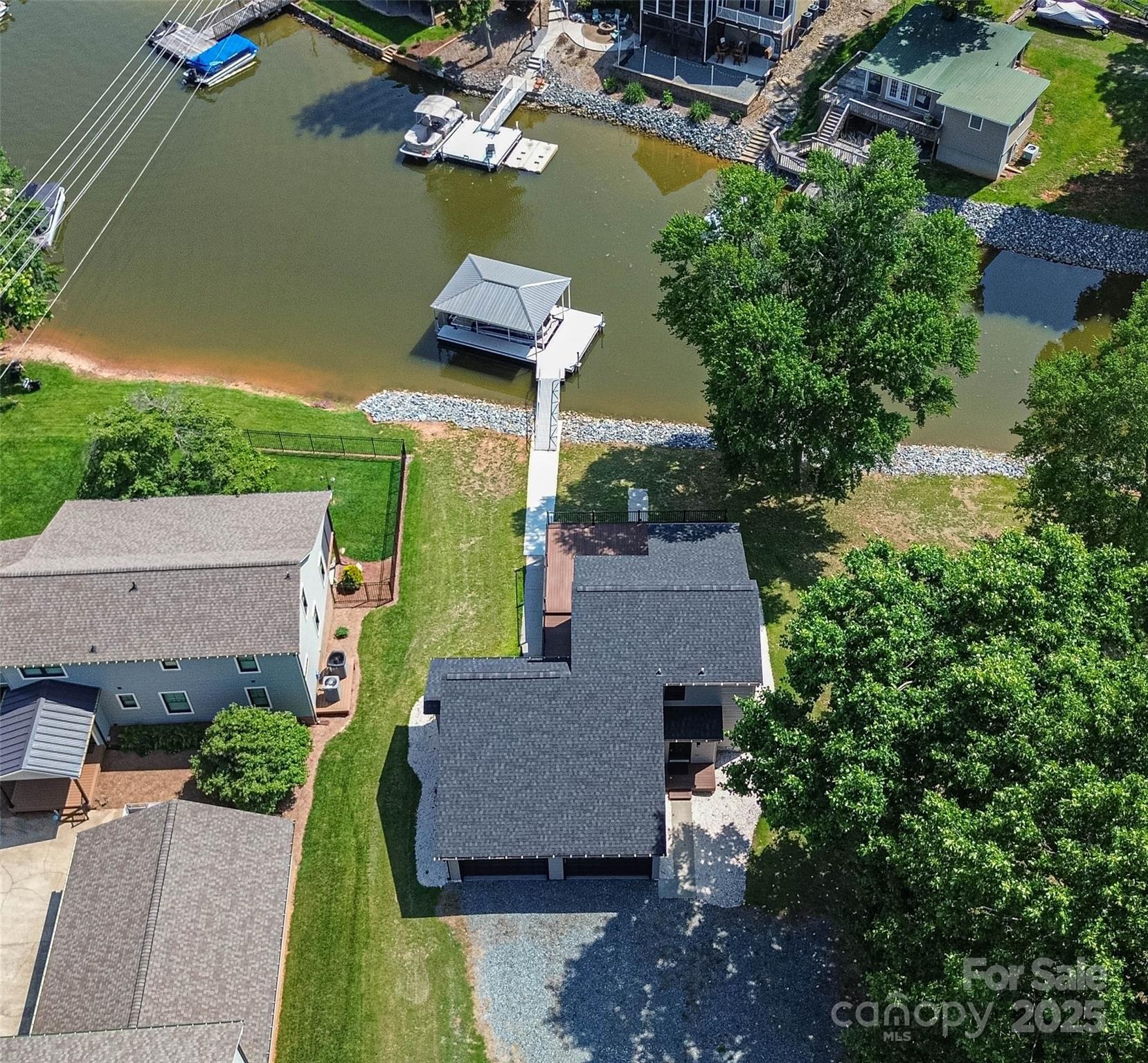 208 Sheppard Point 129