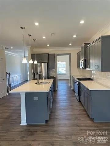 6100 Trinity Crossing Circle