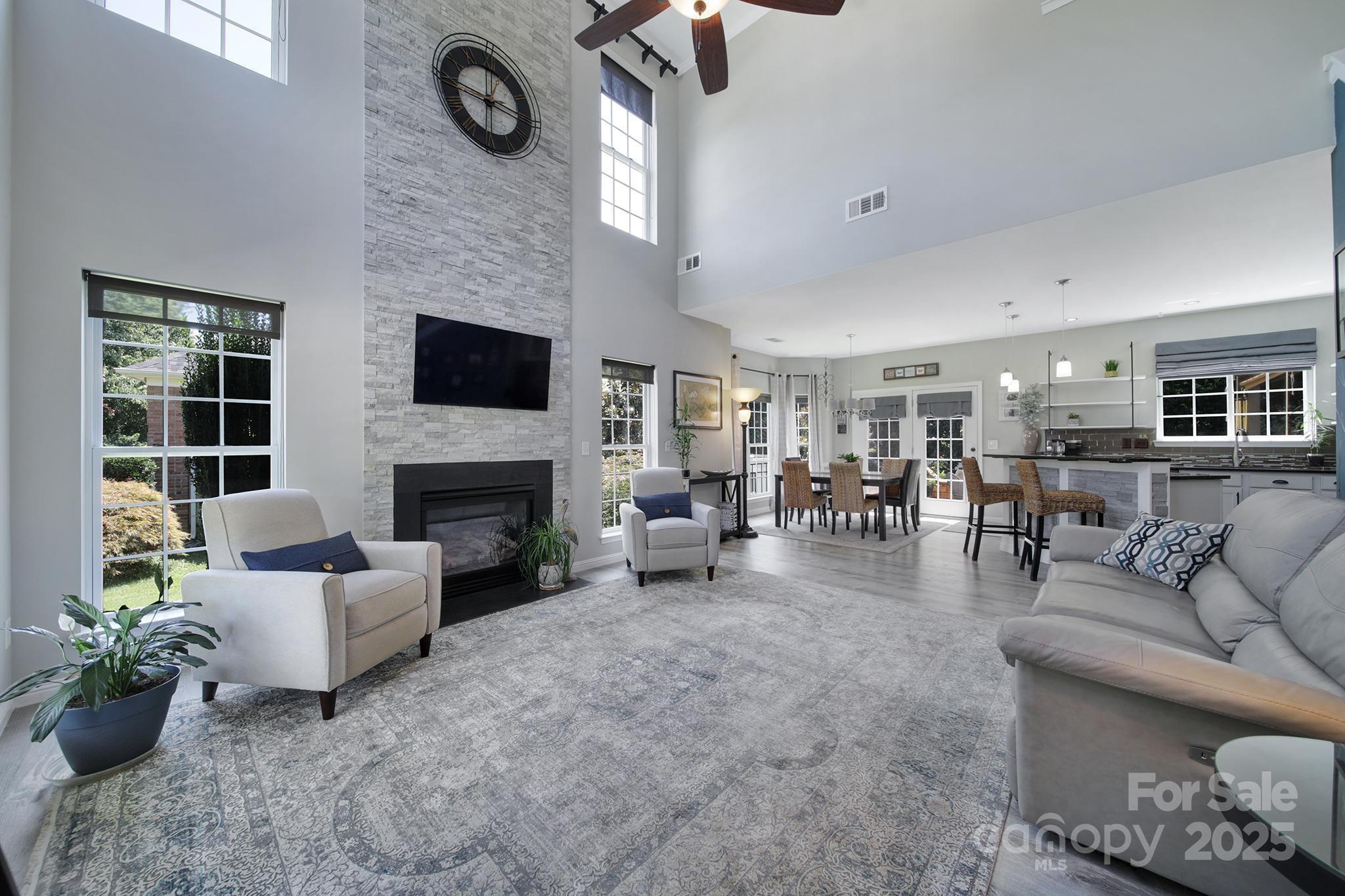 5515 Alexandrite Way
