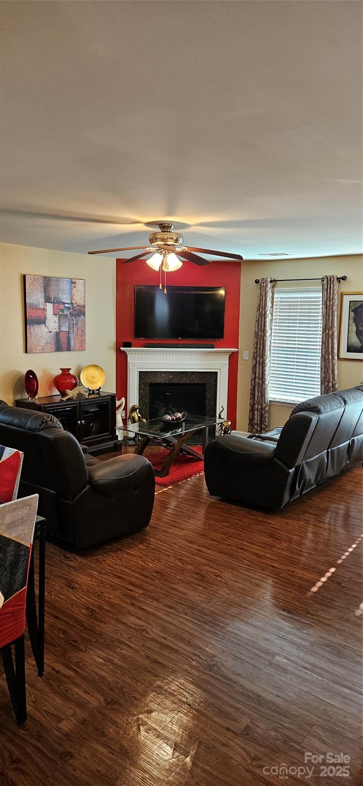 4706 Manchineel Lane