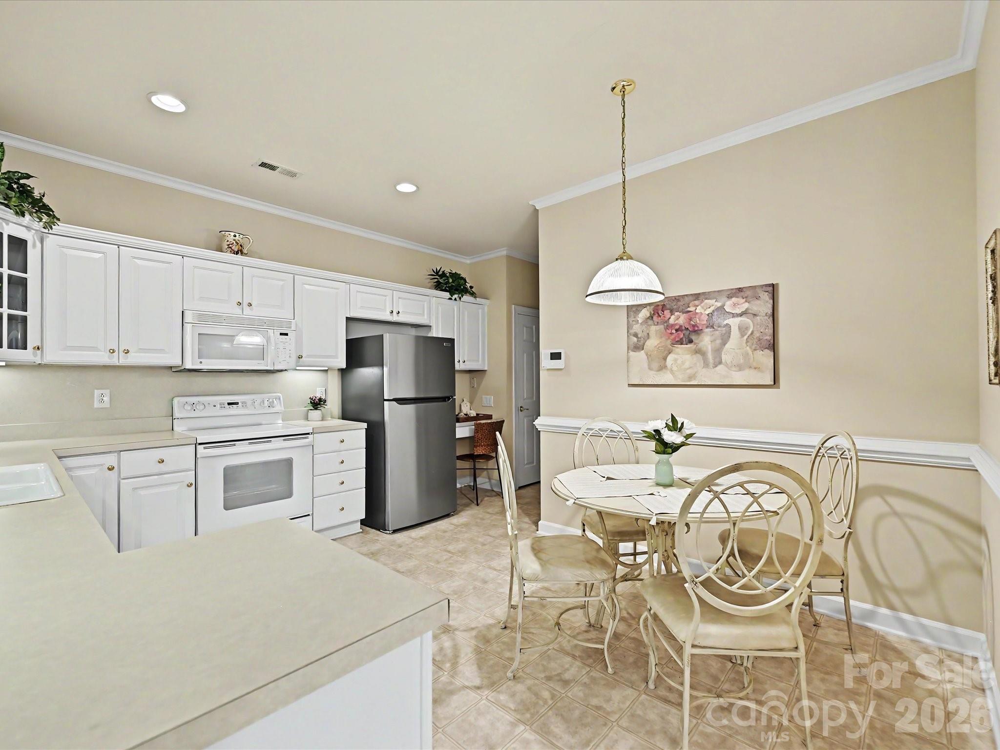 Windsor Oaks - Residential