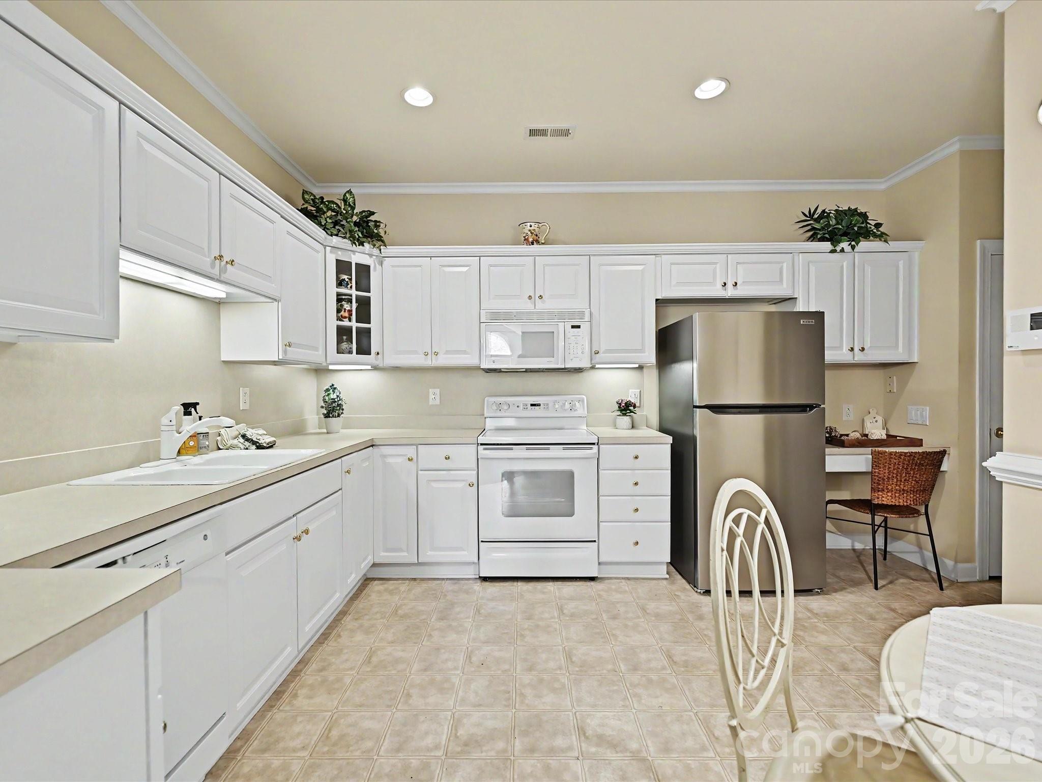 Windsor Oaks - Residential