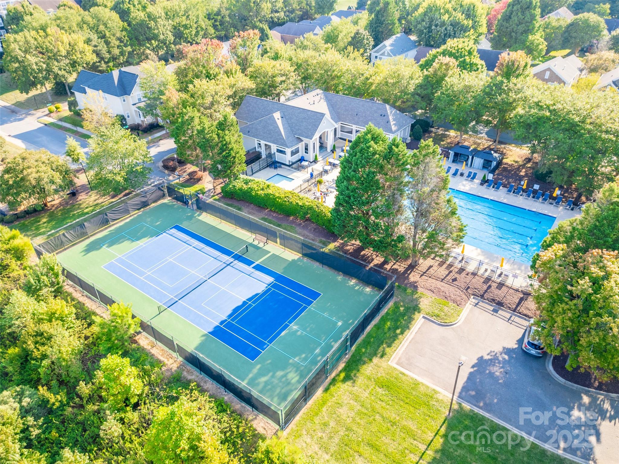 Greens At Birkdale Vill - Residential