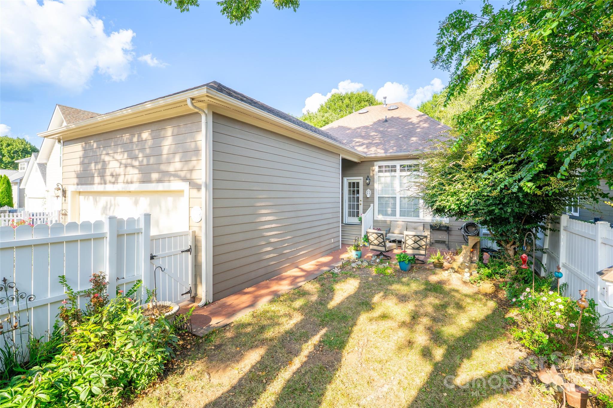 Greens At Birkdale Vill - Residential