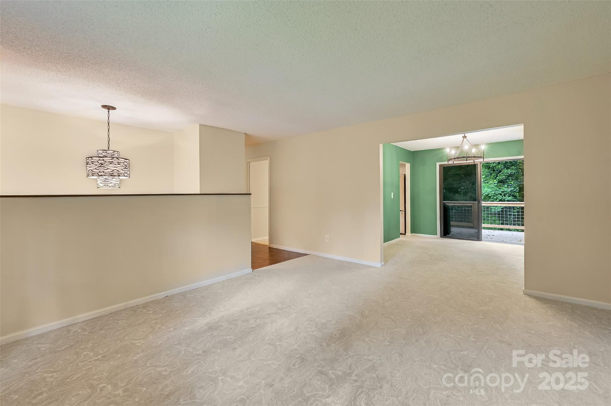 18 Golden Oaks Lane