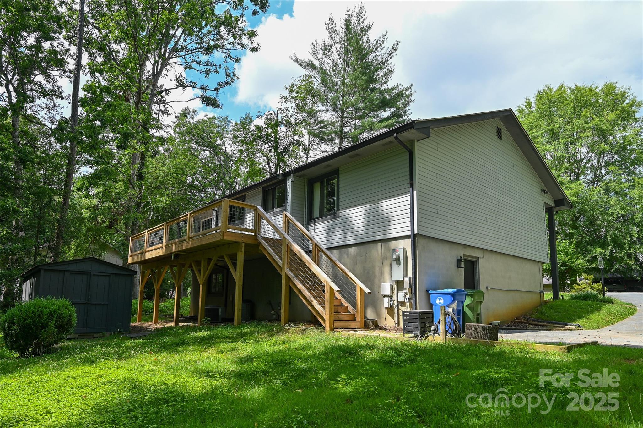 18 Golden Oaks Lane