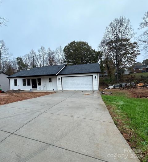 A home in Hickory