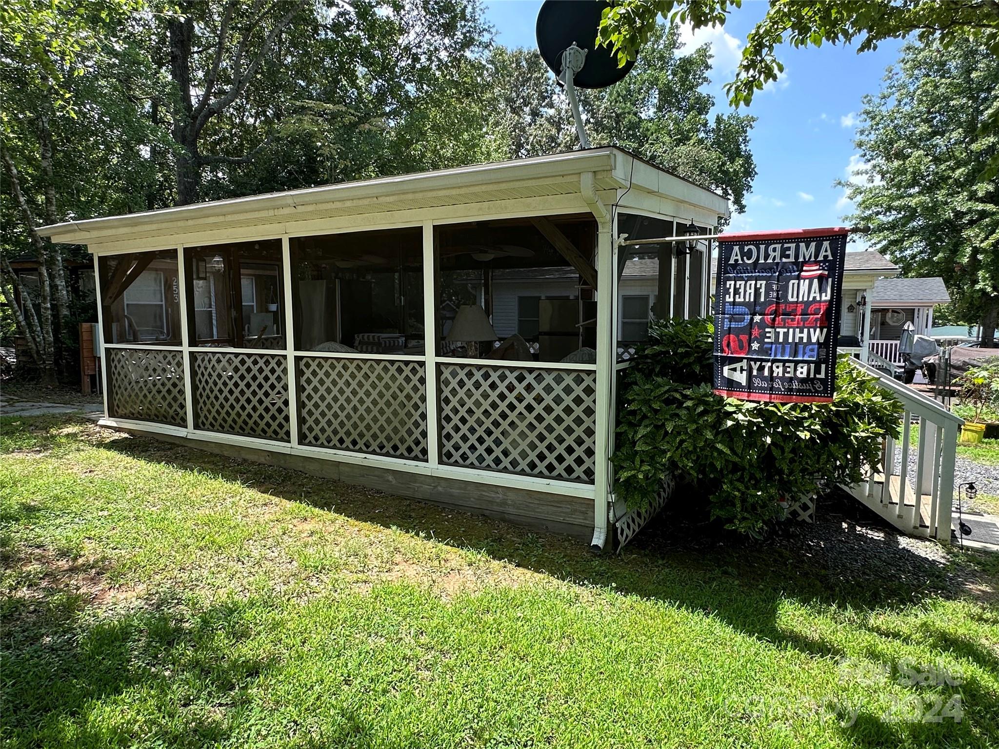 Badin Shores Resort - Land