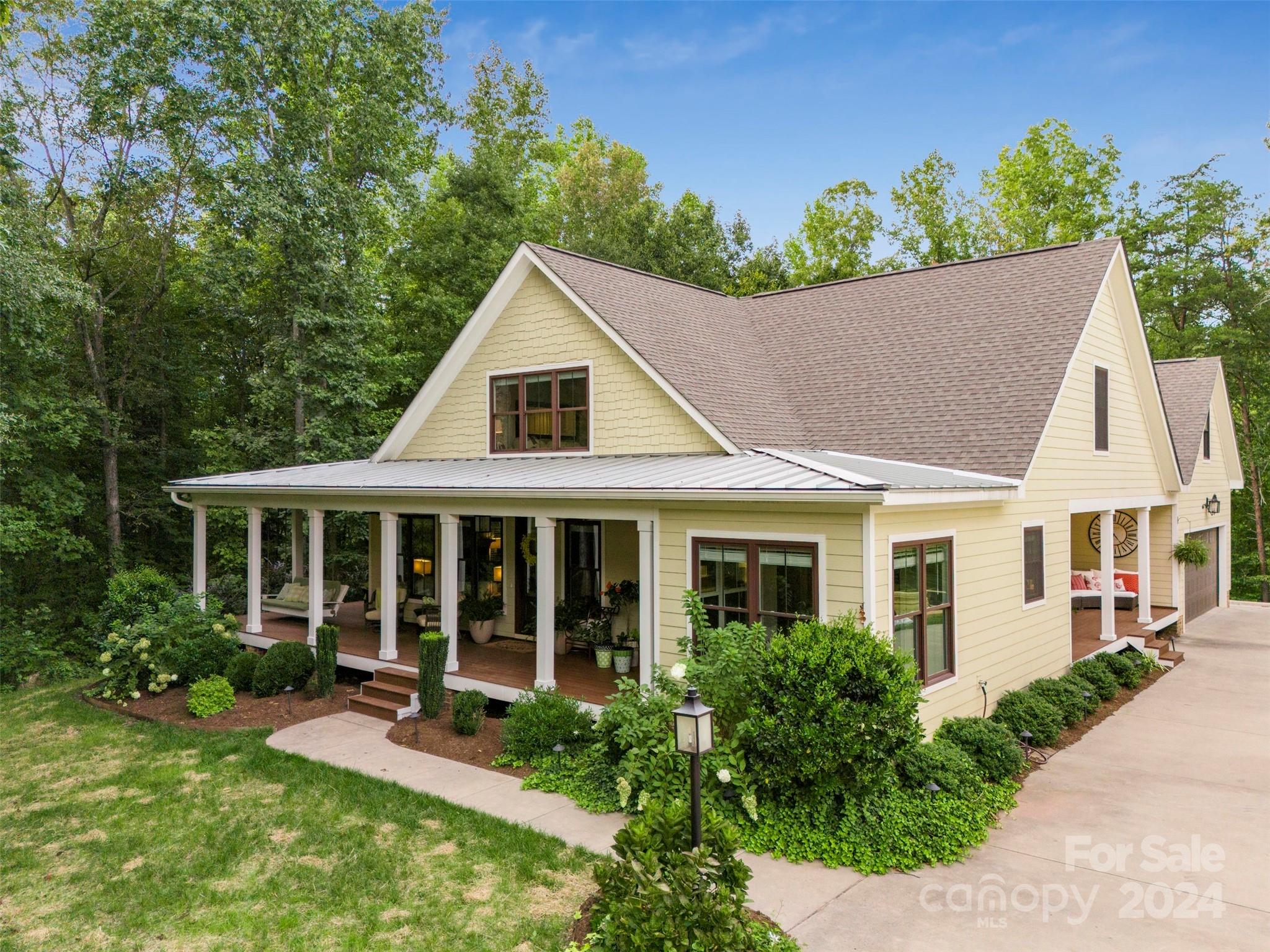 534 Coman Lane
