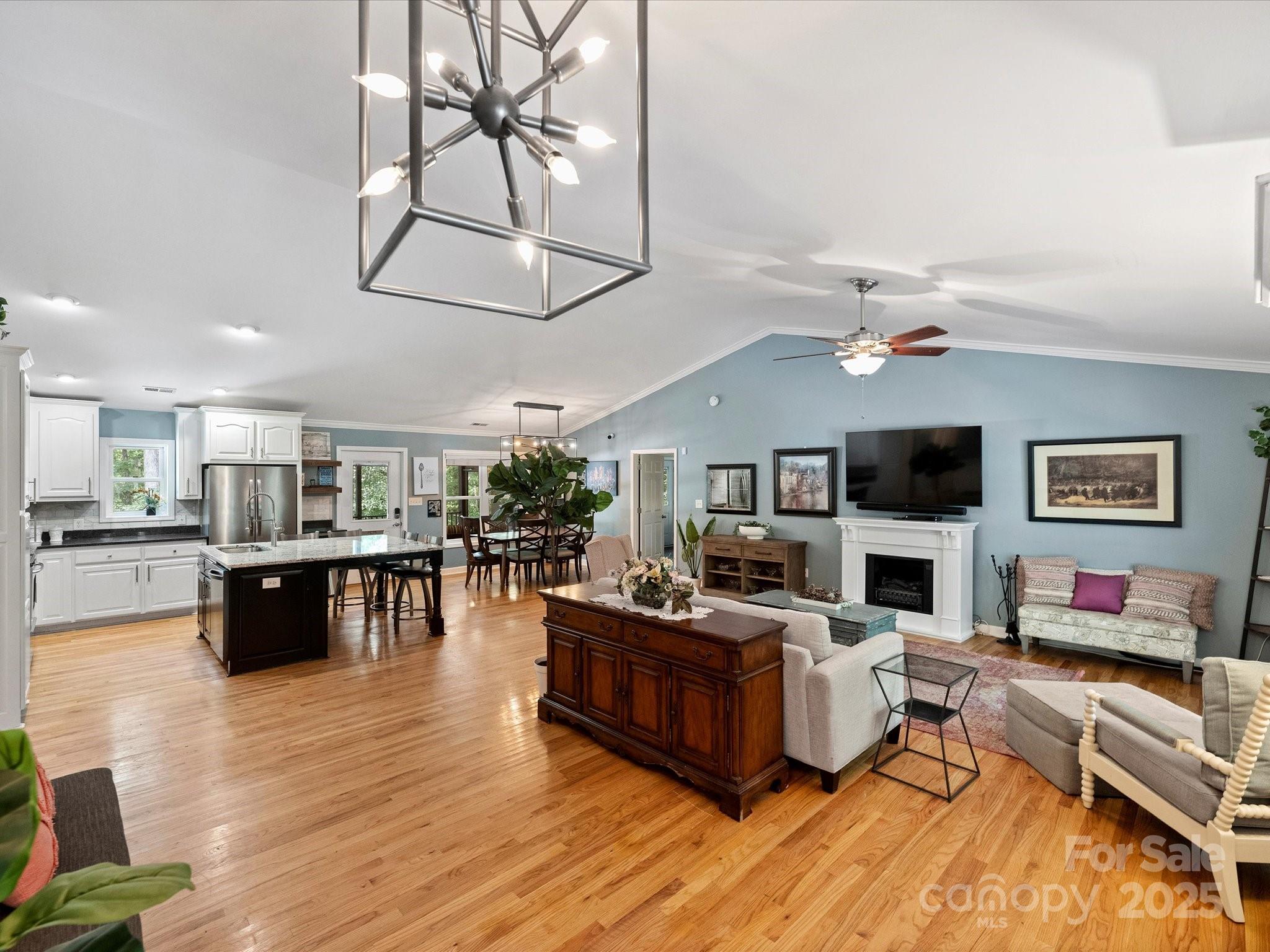 10545 Mount Holly Huntersville Road