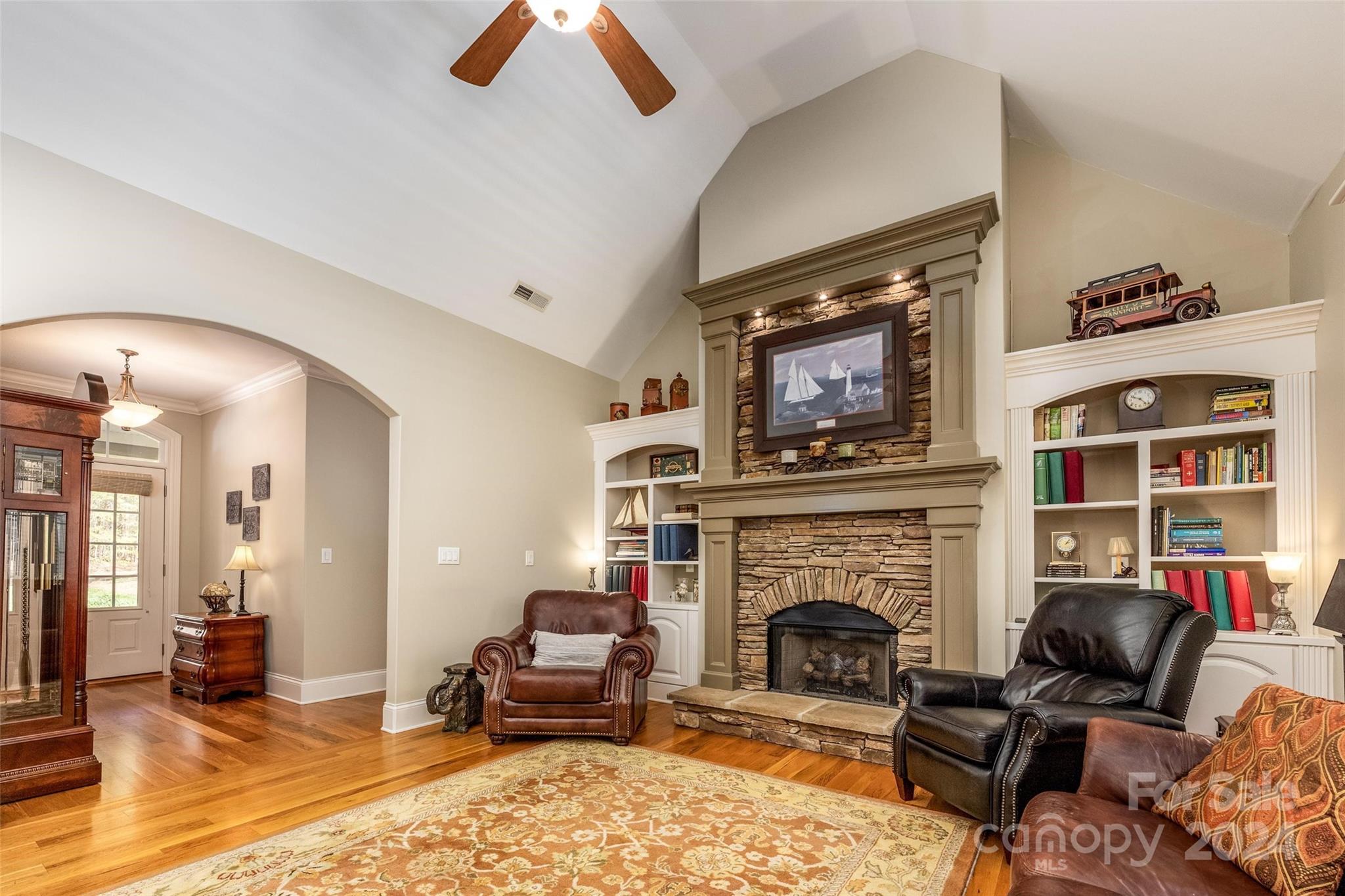 Lakepointe North - Residential