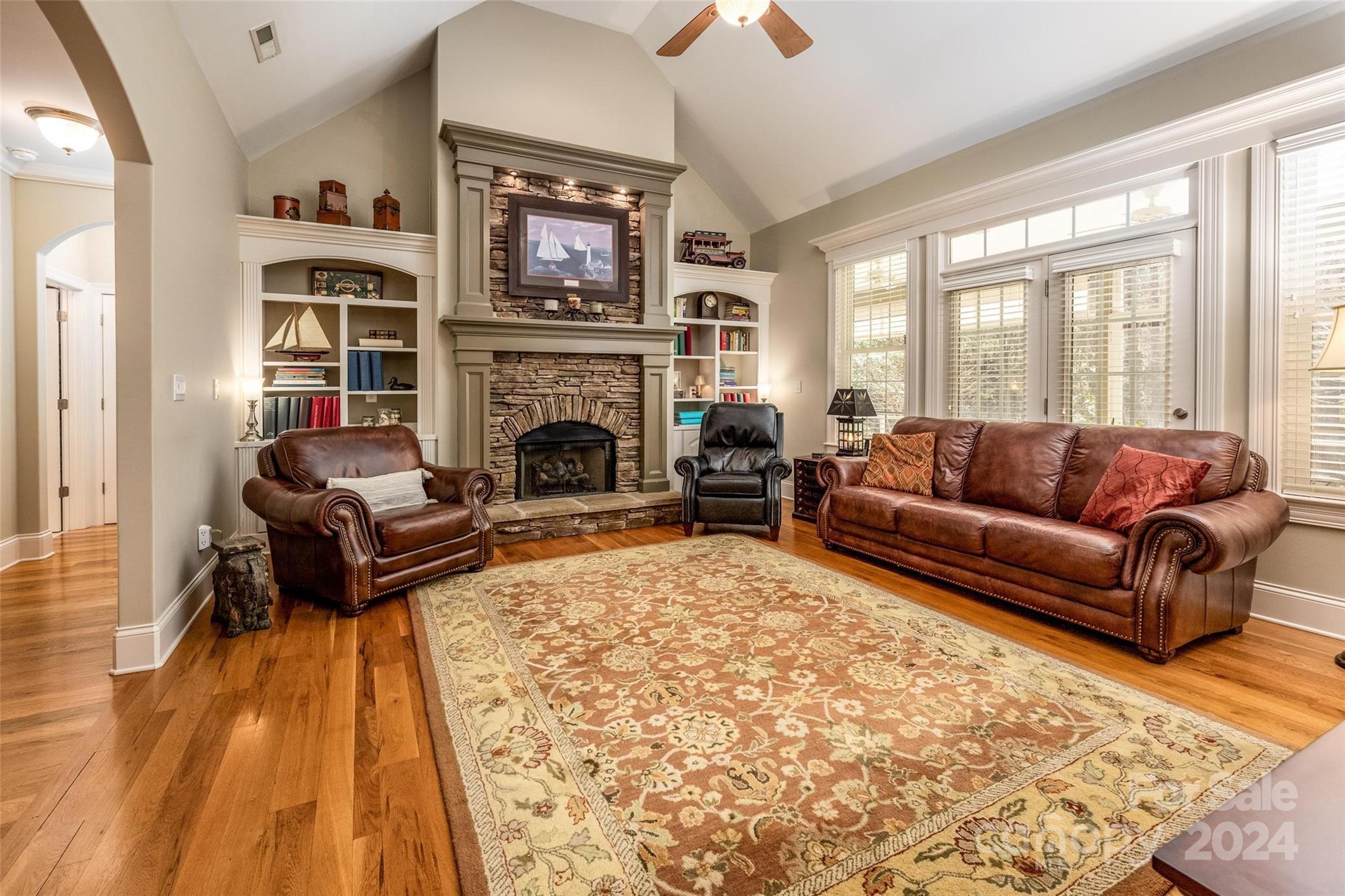 Lakepointe North - Residential