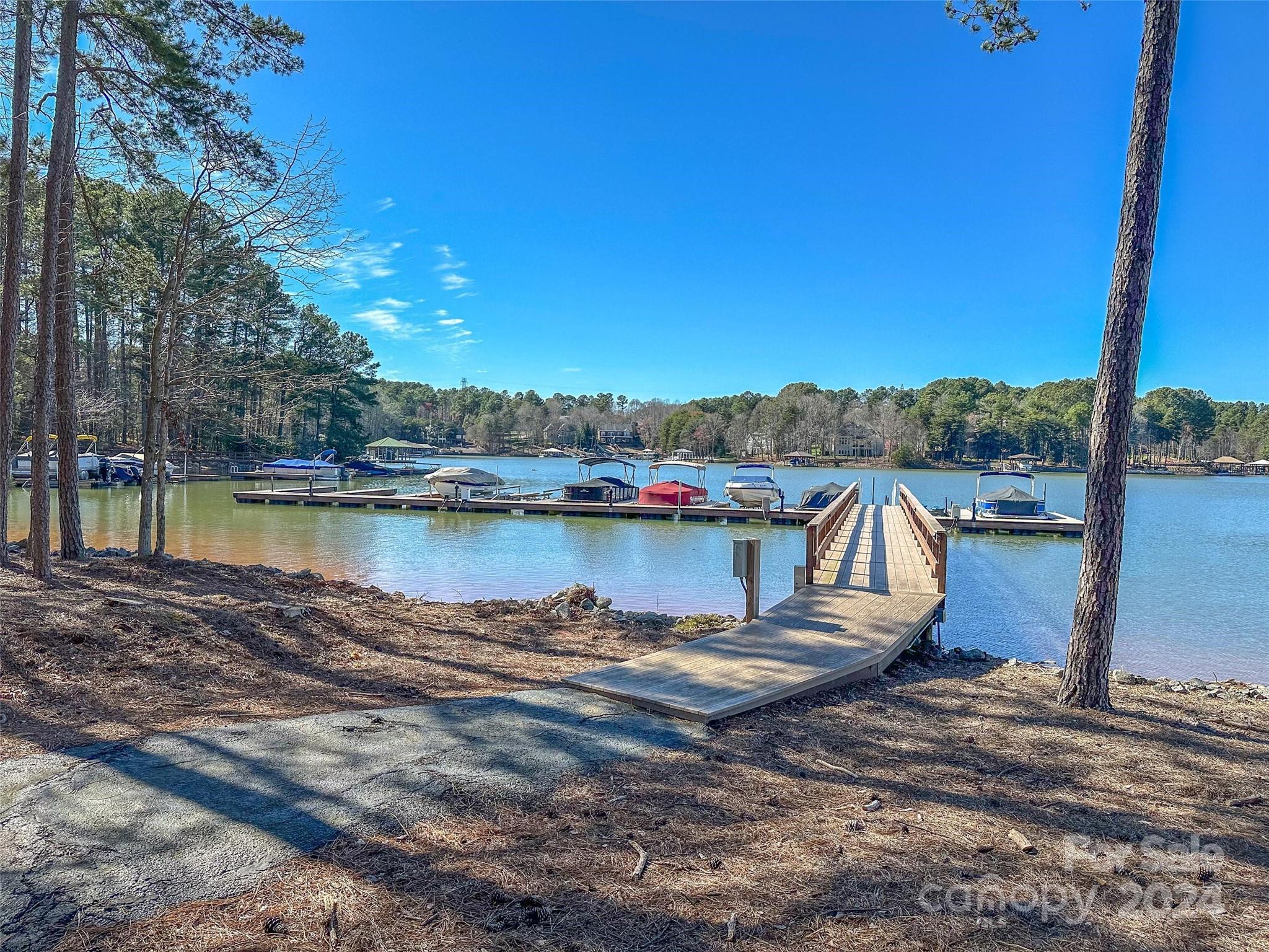 Lakepointe North - Residential