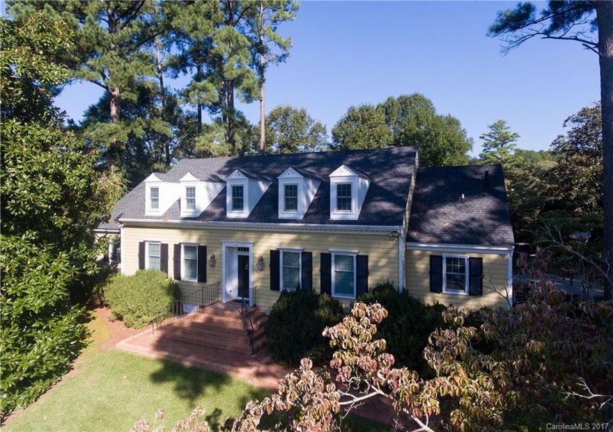 Prime location in HEATHWOOD-close to Winthrop U and downtown. Custom built, one owner home. Traditional two story plan w/ large GR & formal DR. Updated kitchen w/granite & sunny breakfast nook/bay. Study with fireplace/builtins. Master on main. Hardwood floors, heavy molding throughout. Up are 4 LARGE bedrooms.  Replacement windows ,tankless hot water. Beautiful outdoor space/patio. Newer Hardi-plank exterior. LOCATION and CHARM-must see.