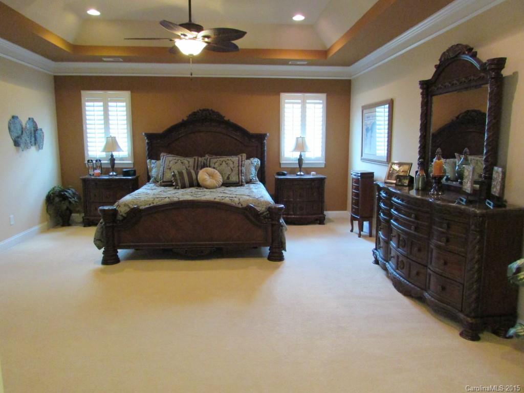 Moss Creek Village - Residential