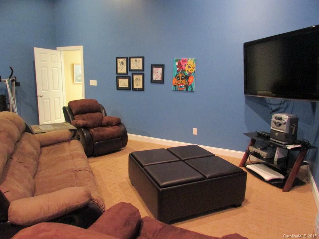 Moss Creek Village - Residential