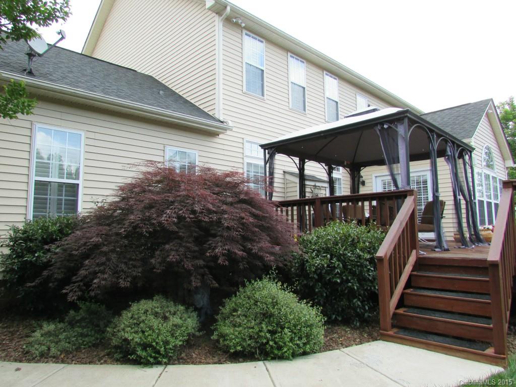 Moss Creek Village - Residential