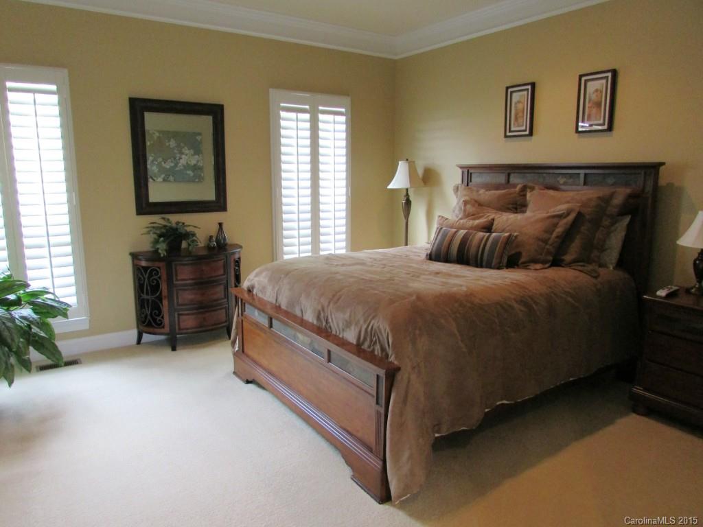 Moss Creek Village - Residential