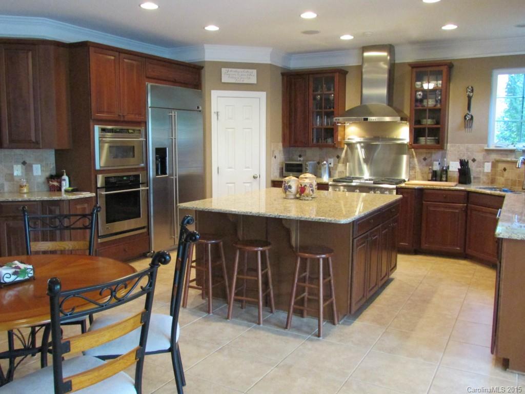 Moss Creek Village - Residential
