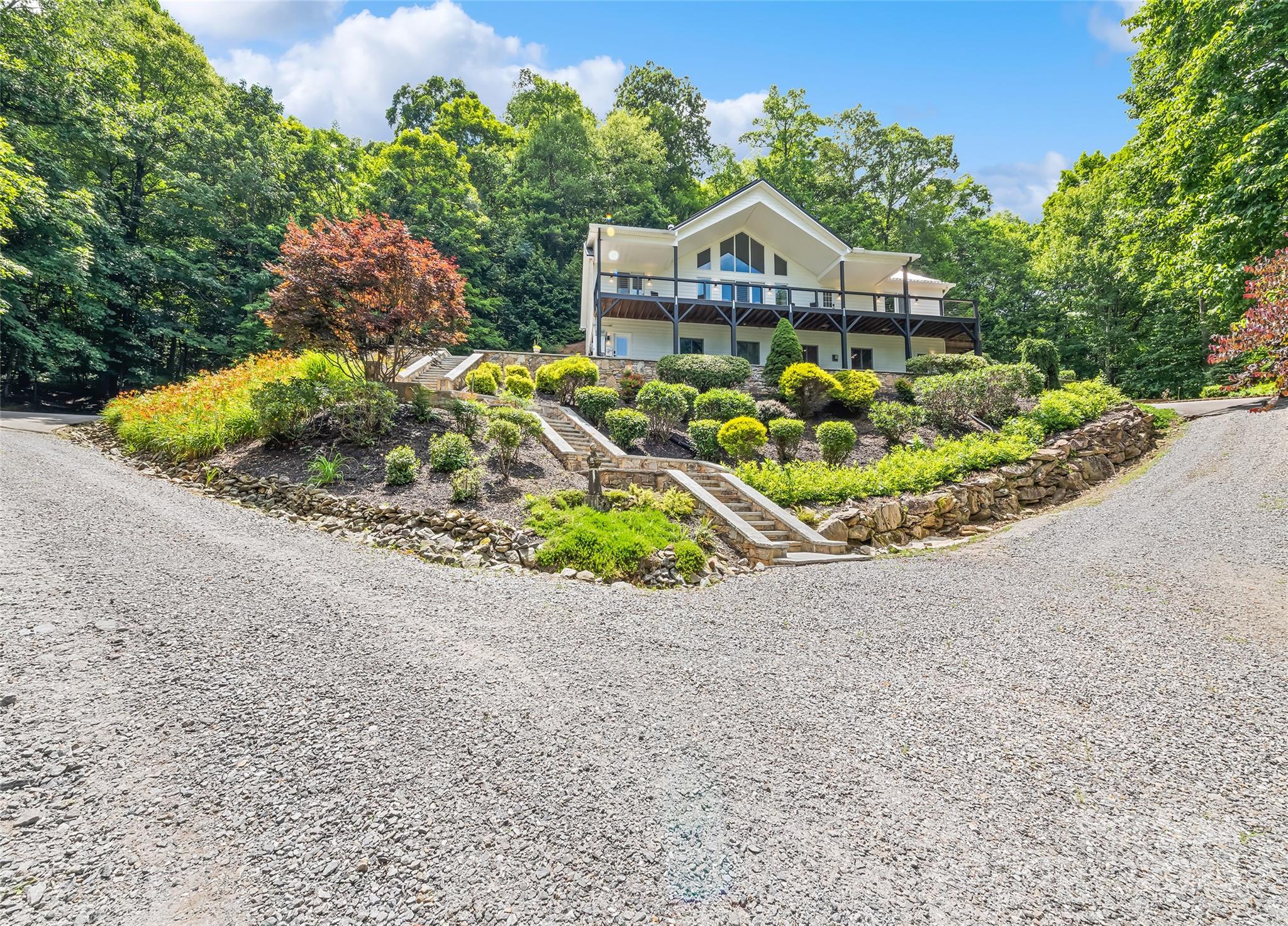 1591 Chestnut Flats Lane