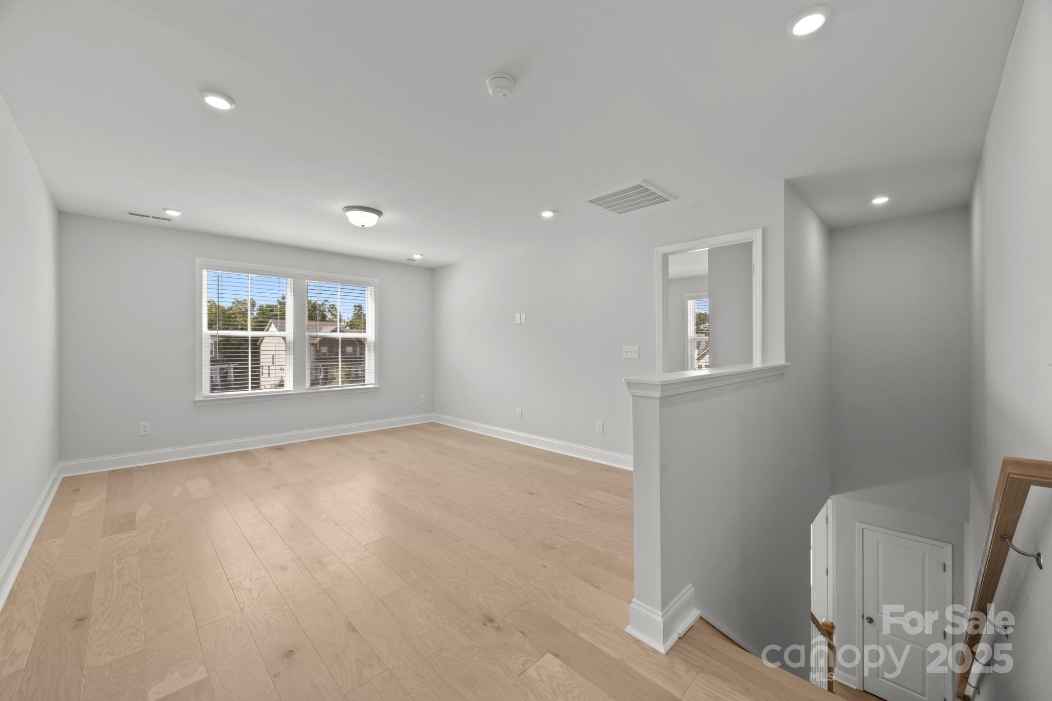 Lakeside Glen - Residential