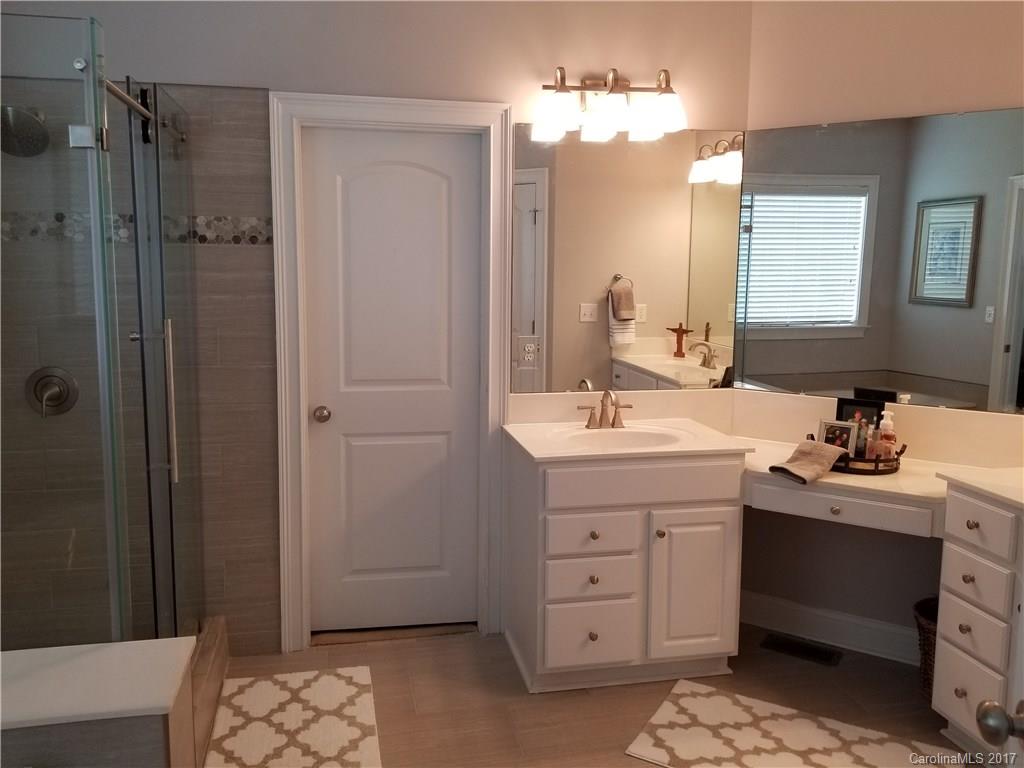 The Estate on Lake Davidson - Residential