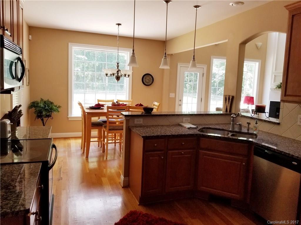 The Estate on Lake Davidson - Residential