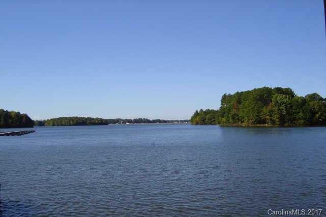 The Estate on Lake Davidson - Residential