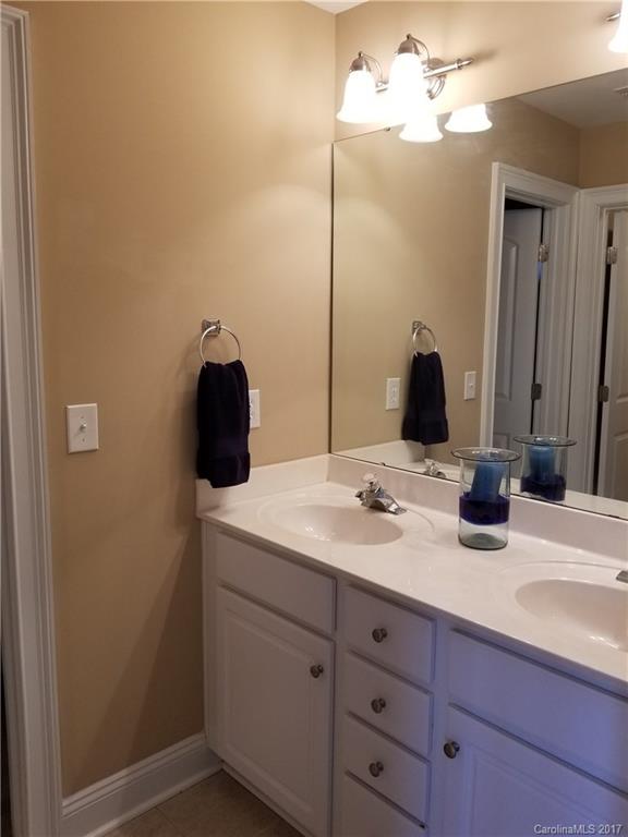 The Estate on Lake Davidson - Residential