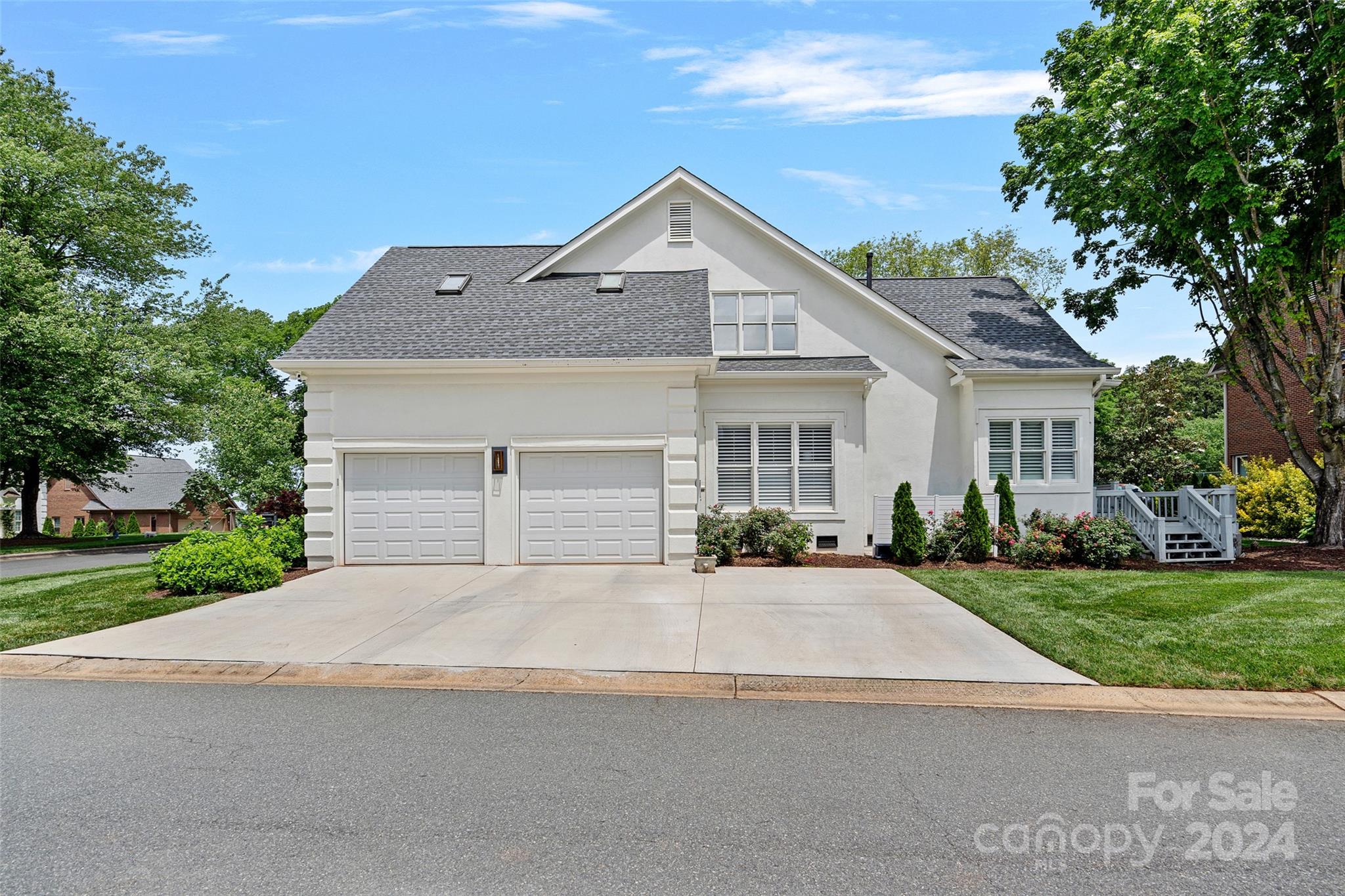 100 Norman Place - Residential