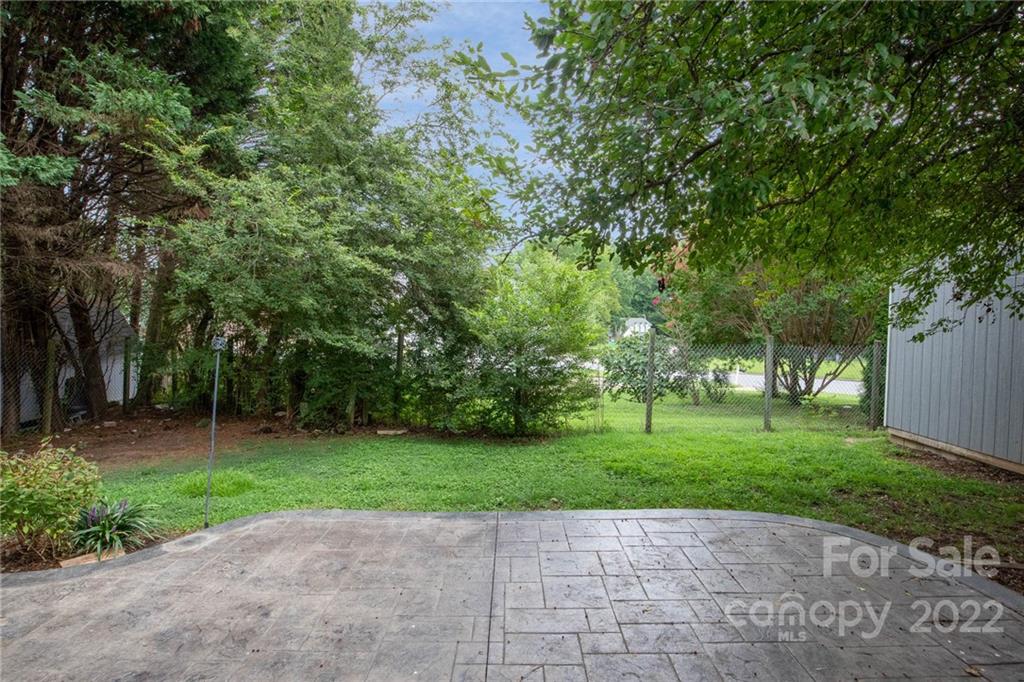 Governors Square - Residential