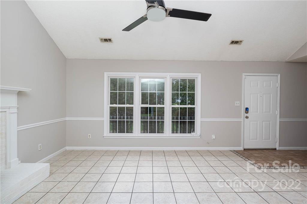 Governors Square - Residential