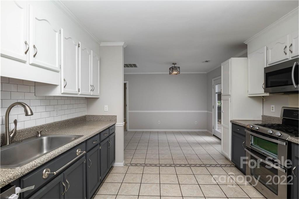 Governors Square - Residential