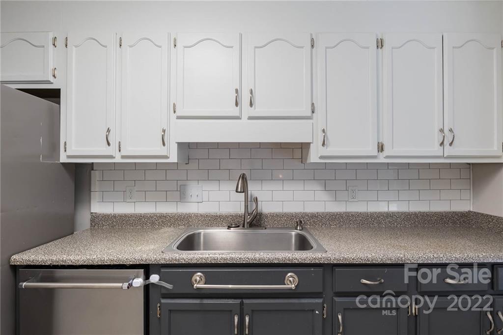 Governors Square - Residential