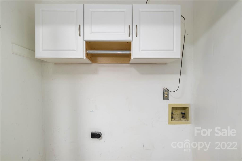 Governors Square - Residential