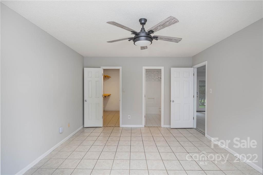 Governors Square - Residential