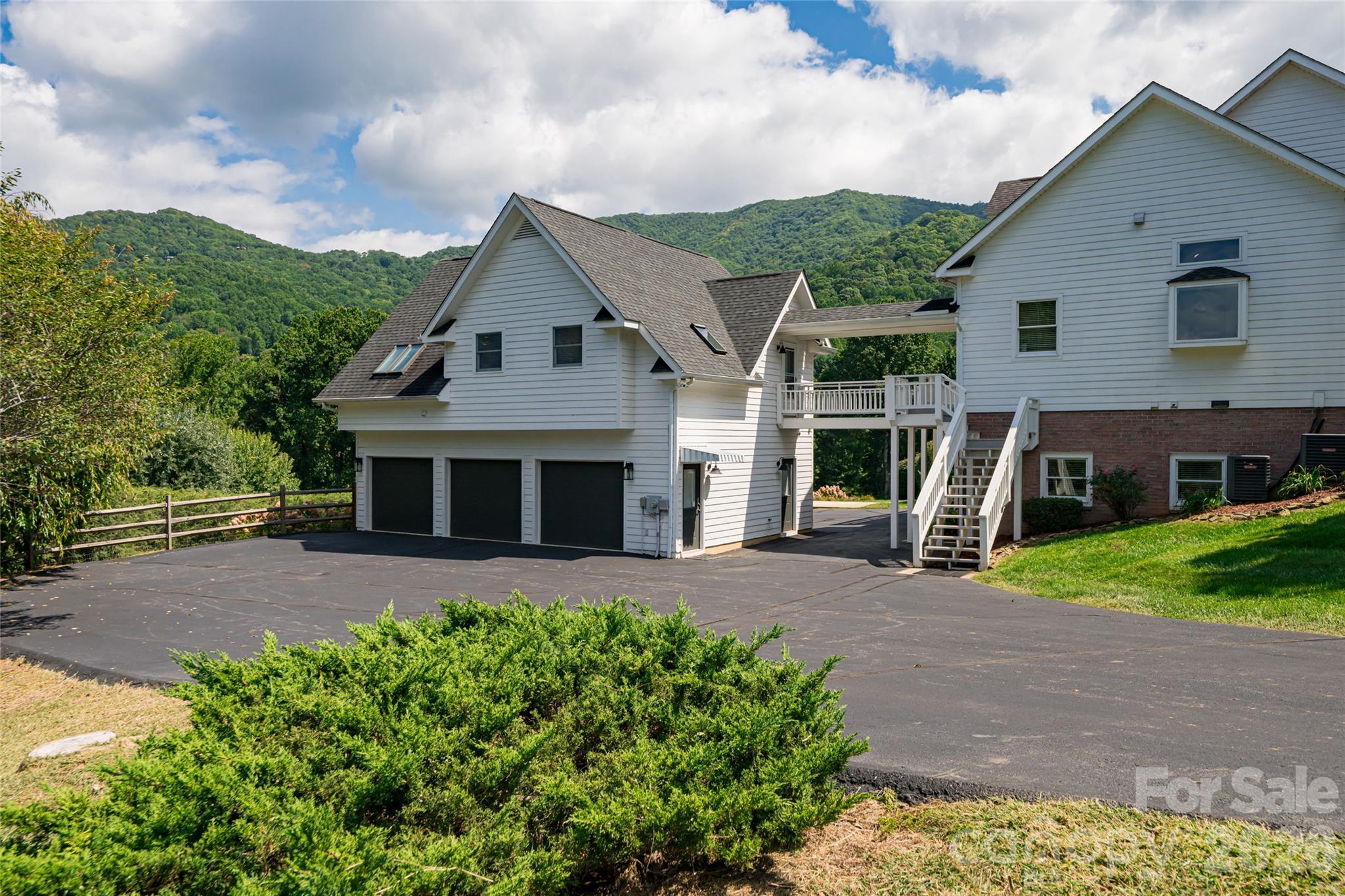 Laurel Ridge Farms - Residential