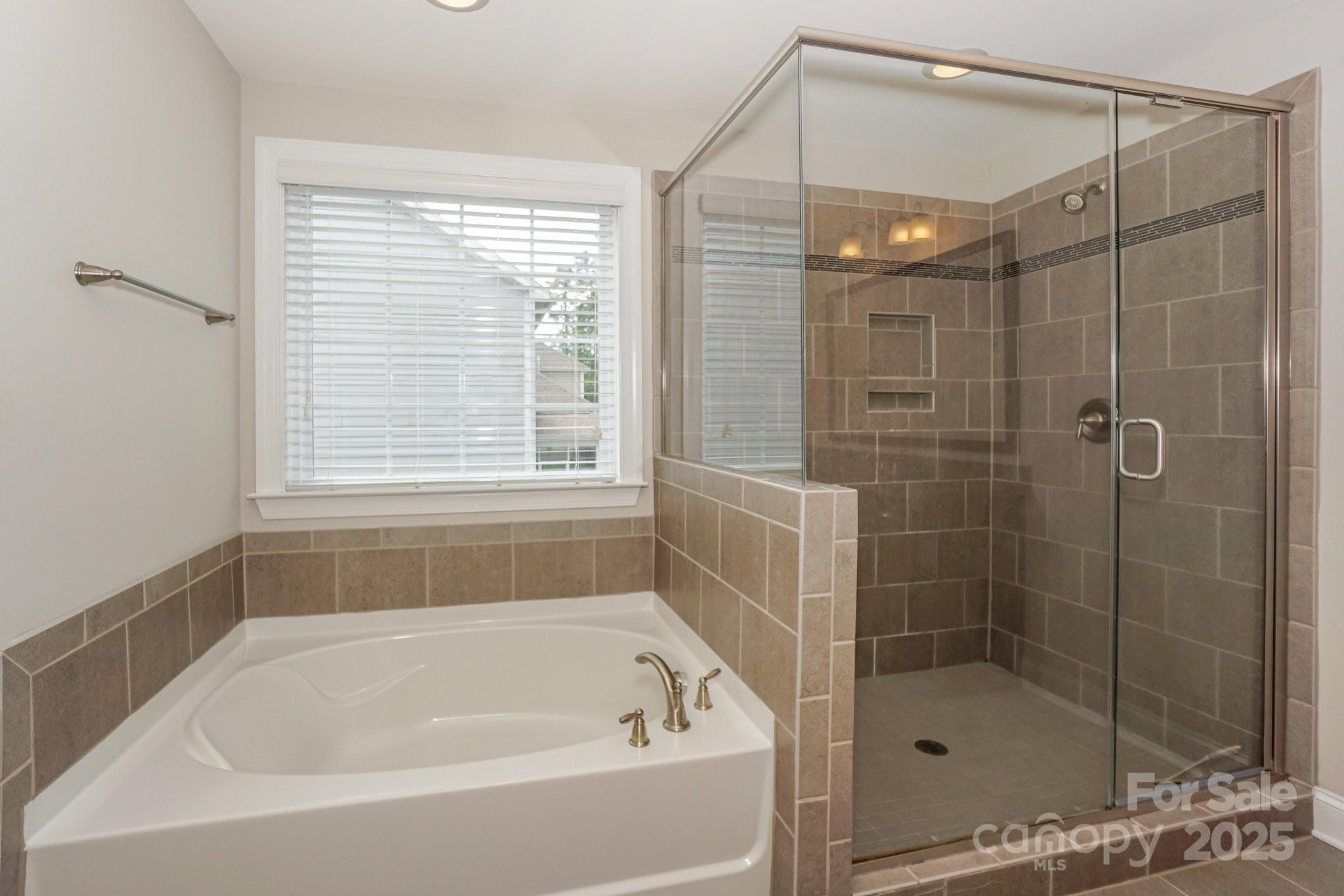 LakeWalk - Residential