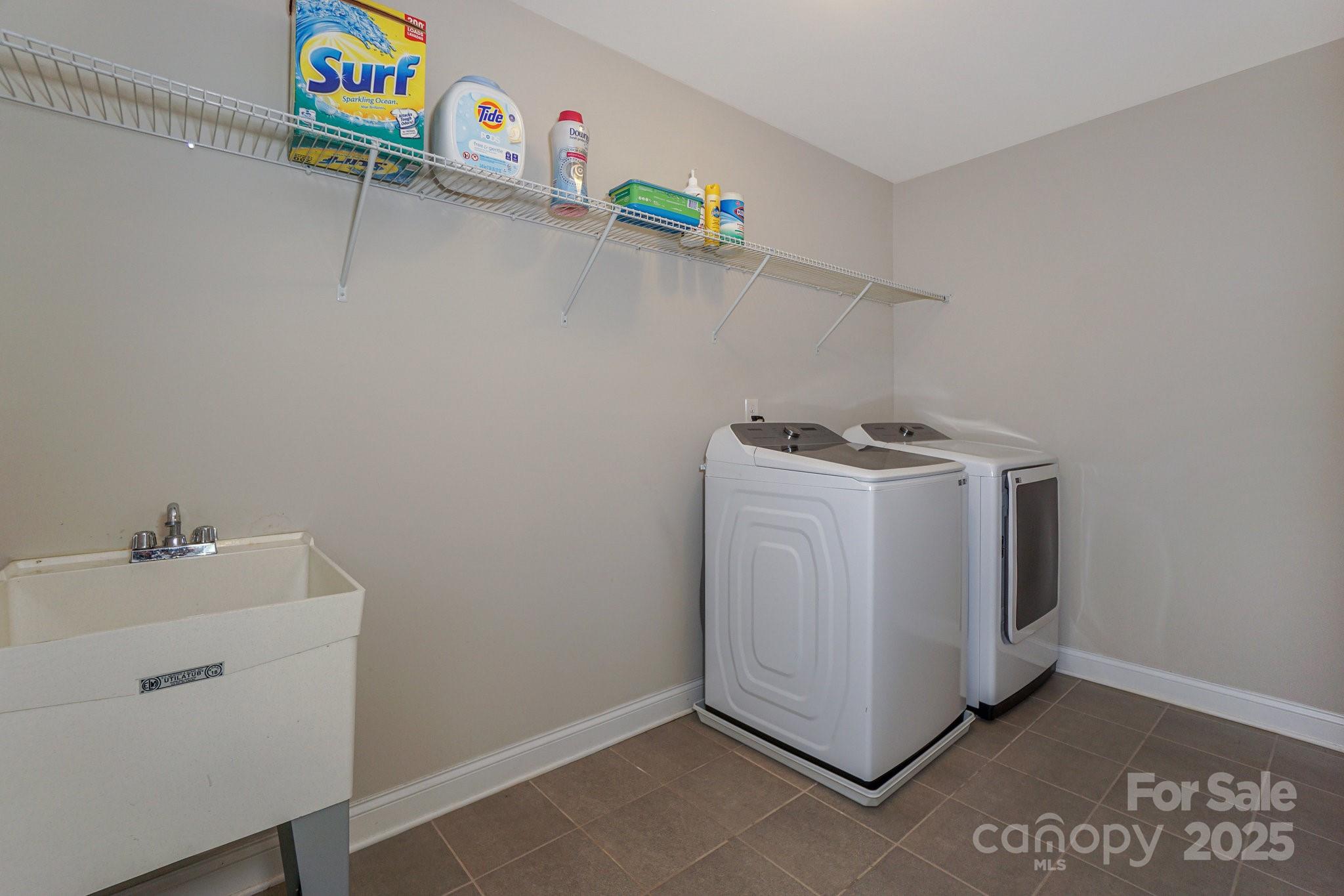 LakeWalk - Residential