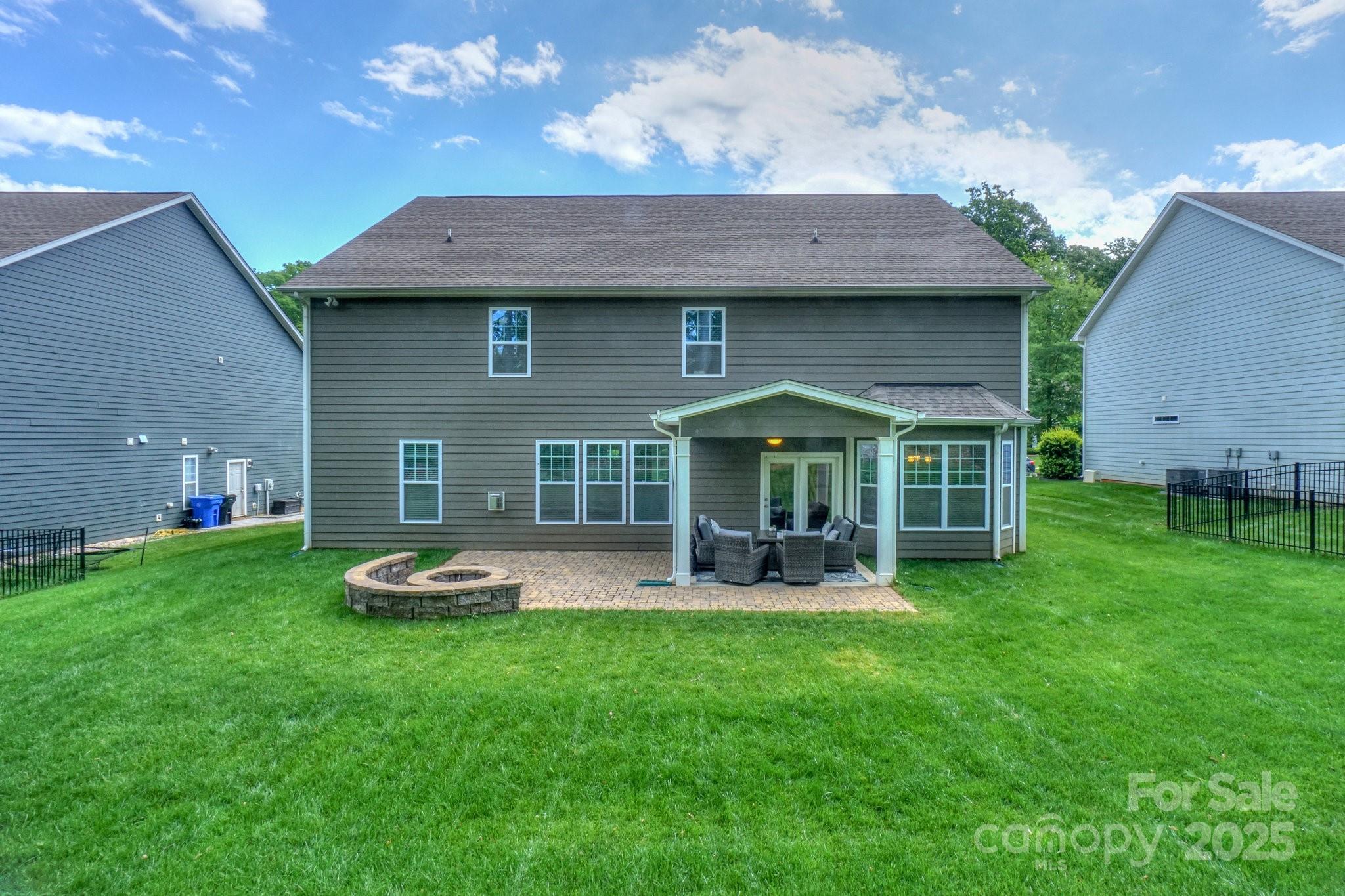 LakeWalk - Residential