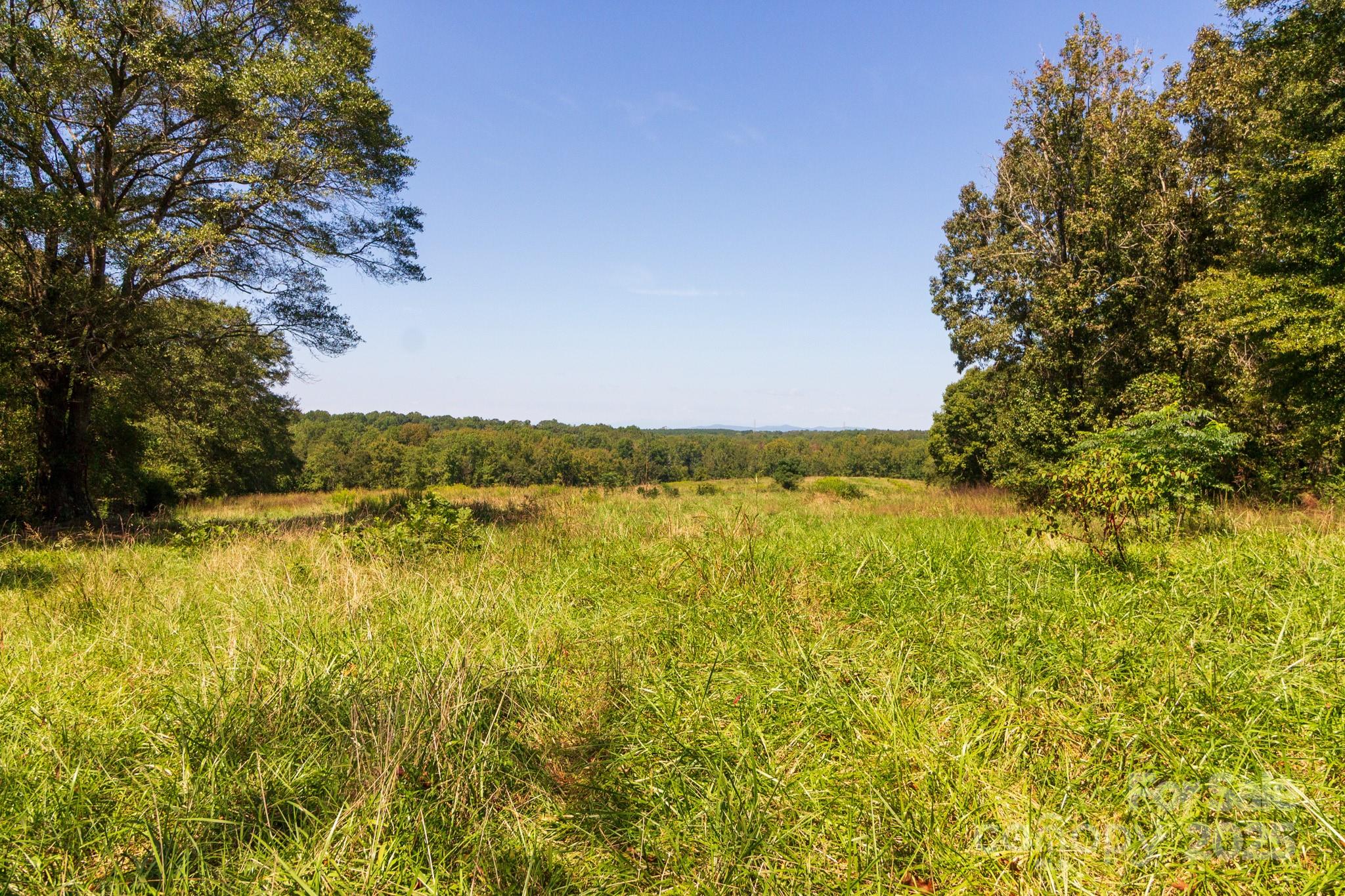 2237 Ellis Road