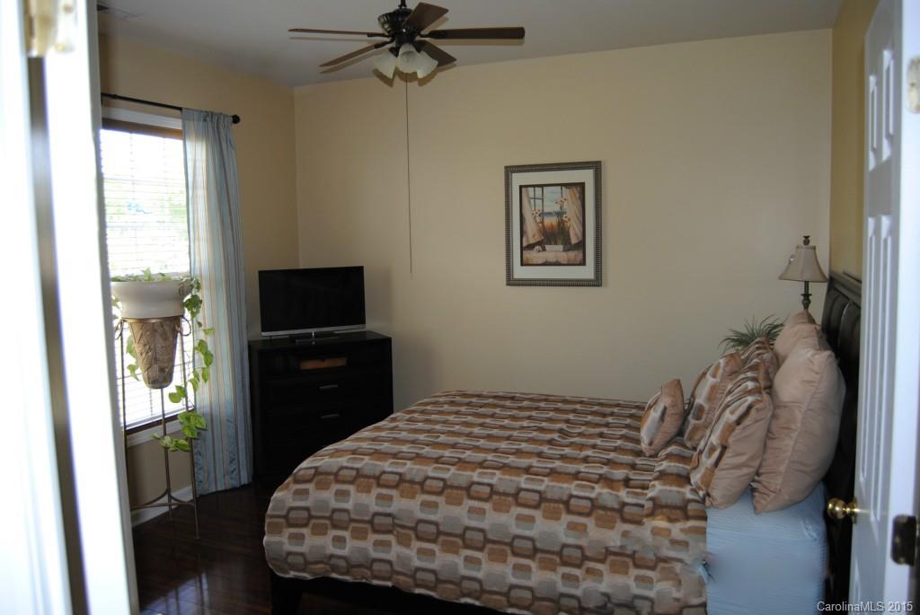 Mallard Lake - Residential