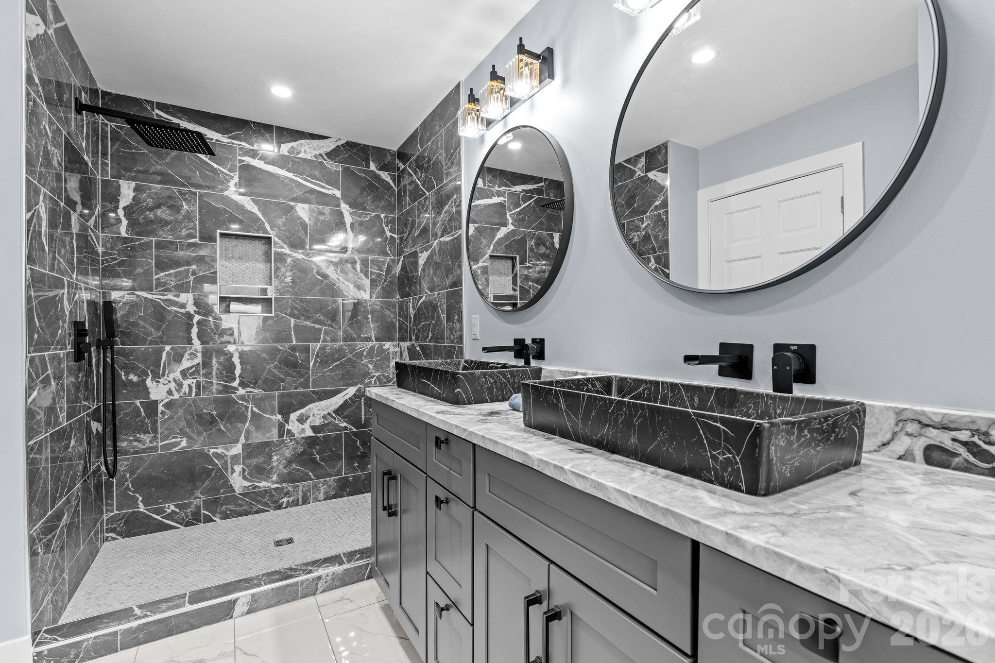 Hawks Cove - Residential