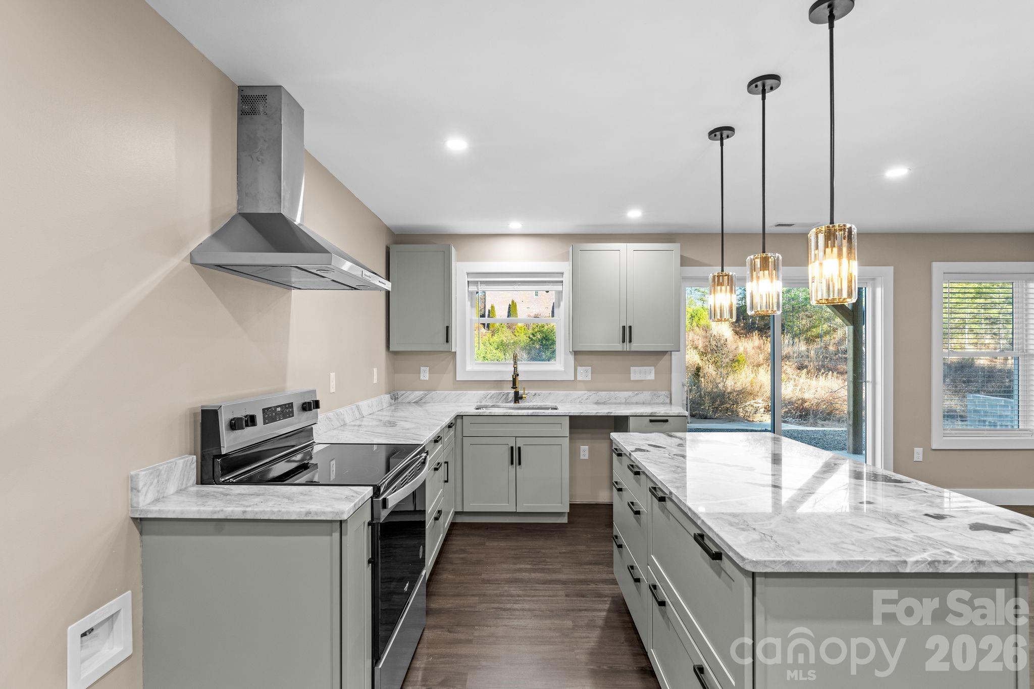 Hawks Cove - Residential