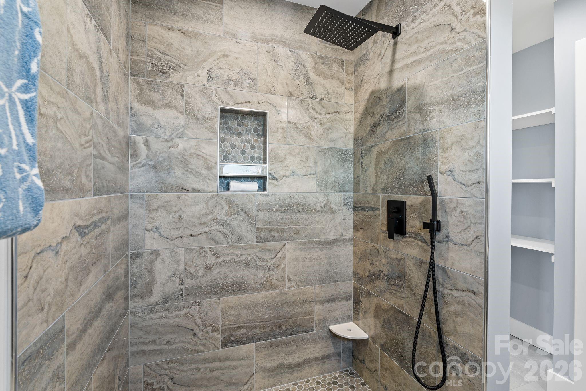 Hawks Cove - Residential