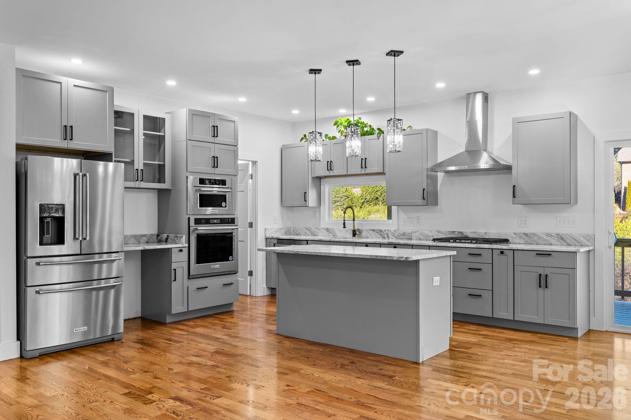 Hawks Cove - Residential